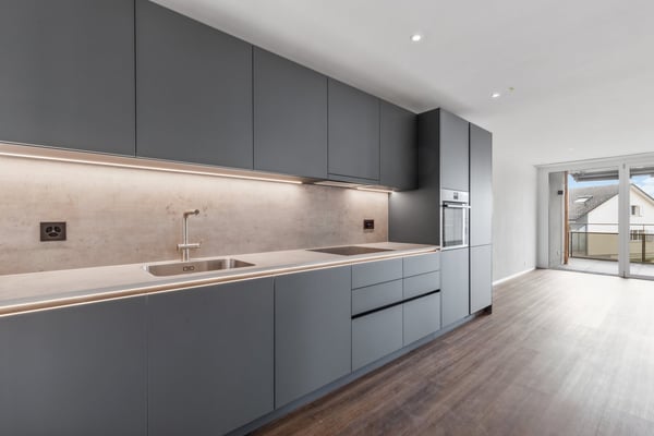 Moderne 1.5-Zimmer-Dachwohnung in ruhiger Lage von Thundorf 6