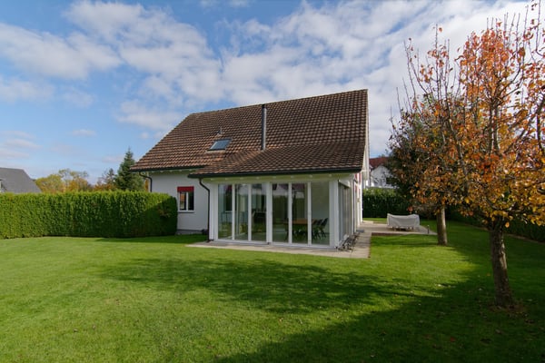 Freist. 2.5-Zi.-EFH mit Wintergarten 1