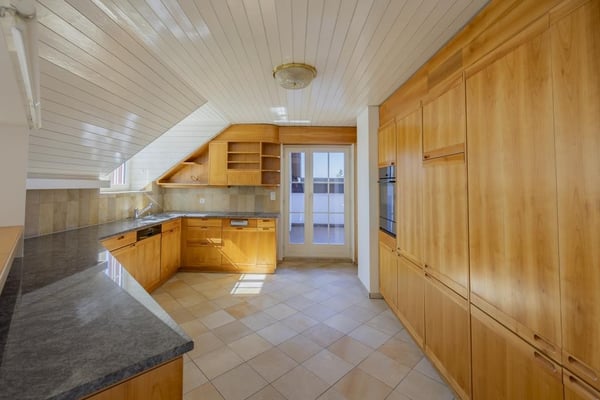 1-Zimmer Dach-Attikawohnung mit drei Loggia's 2