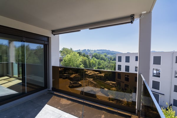 4.5-Zimmer Eigentumswohnung im Erdgeschoss (Hochparterre), Bezug ab Ok 9