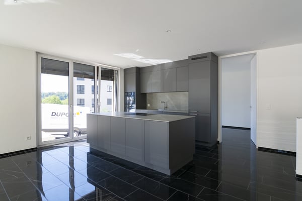 4.5-Zimmer Eigentumswohnung im Erdgeschoss (Hochparterre), Bezug ab Ok 7