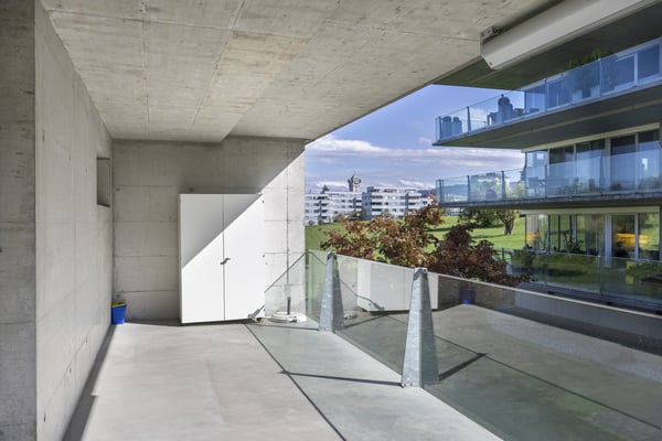 Grosszügige 3.5-Zimmer Wohnung mit Seeblick und Lift im 1. Obergeschos 3