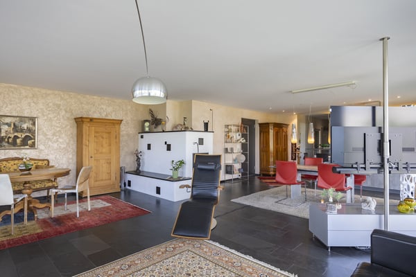 Grosszügige 3.5-Zimmer Wohnung mit Seeblick und Lift im 1. Obergeschos 4