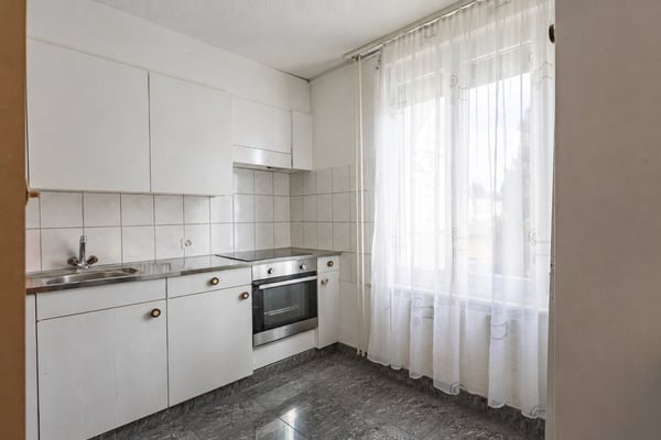 Kompaktes Mehrfamilienhaus mit 3 Wohnungen 7