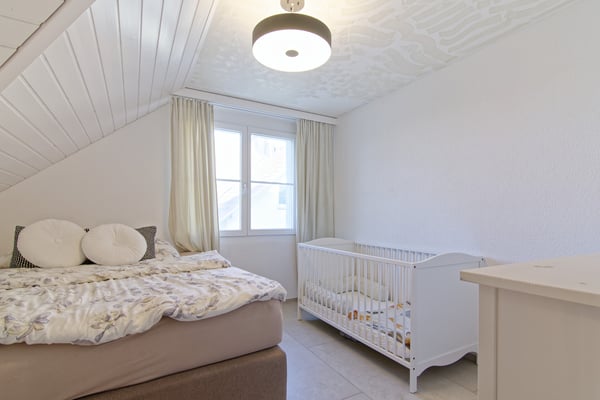 Grosse, helle 4.5-Zimmer Dachwohnung mit Galerie 7