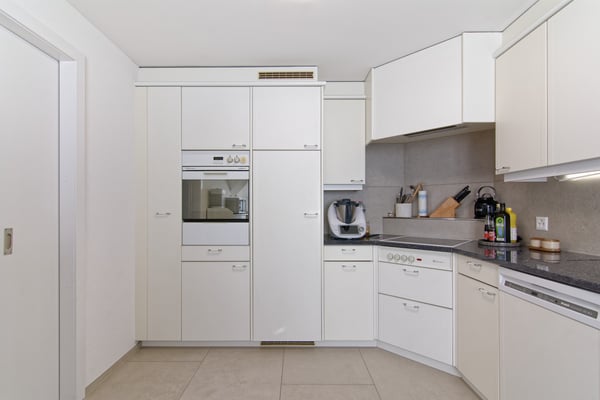 Grosse, helle 4.5-Zimmer Dachwohnung mit Galerie 2