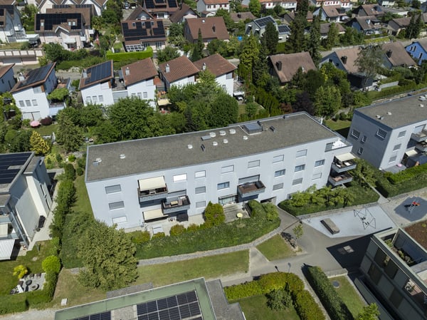 Moderne 5.5 Zimmer-Eigentumswohnung 2