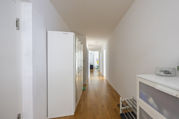 Moderne 4.5 Zimmer-Eigentumswohnung 3
