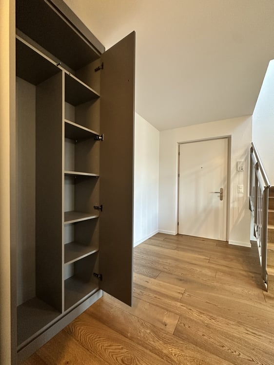 4.5-Zimmer Attikawohnungen mit grosser Terrasse, renoviert mit Lift 6