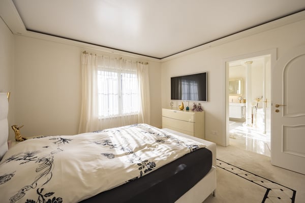Bungalow mit gehobenem Charakter - ein Traum auf einer Ebene 12