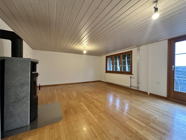 Charmante 2.5-Zimmer-Doppelhaushälfte 2