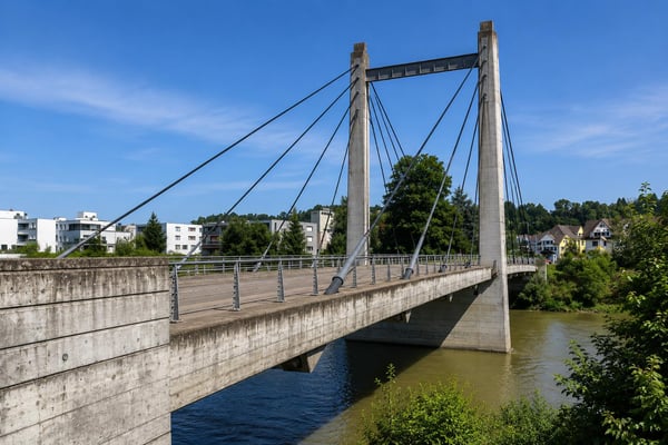 Grosszügige 5½-Zimmer-Dachwohnung mit Balkon und Cheminée