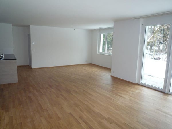 Moderne 3.5-Zimmer-Wohnung mit grosszügigem Balkon 3