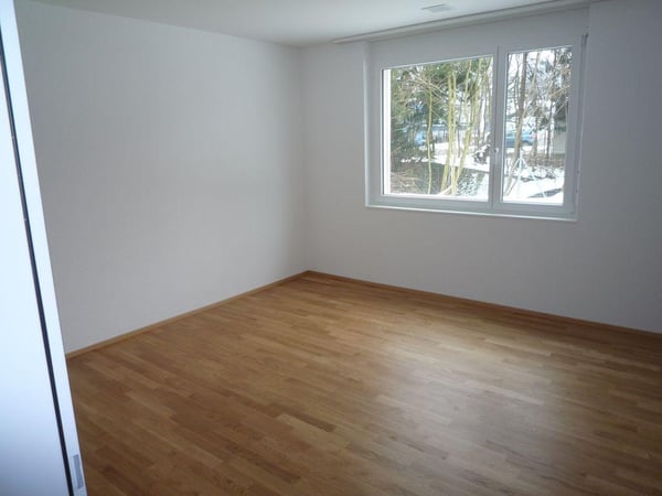 Moderne 3.5-Zimmer-Wohnung mit grosszügigem Balkon 9