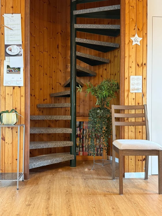 Grosszügige 5.5-Zimmer-Wohnung an ruhiger Lage in Niederteufen 5
