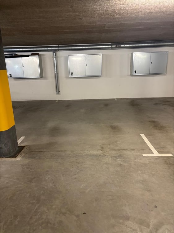 Einstellplatz zu vermieten in Frauenfeld in Bahnhofsnähe 7
