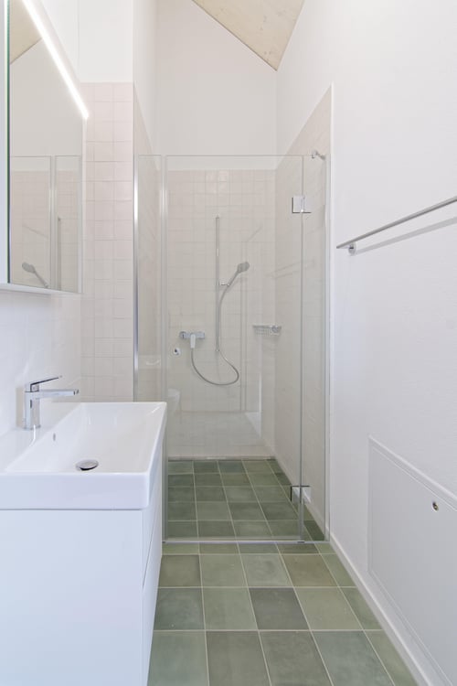 Attraktive 1.5-Zimmer-Dachgeschosswohnung mit zwei Loggien 8
