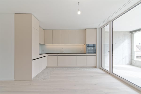 Attraktive 1.5-Zimmer-Dachgeschosswohnung mit zwei Loggien 1