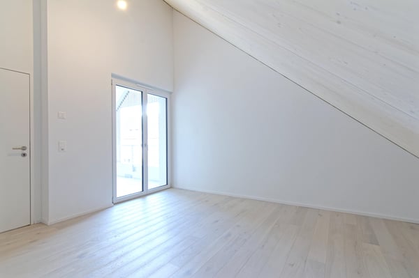 Attraktive 1.5-Zimmer-Dachgeschosswohnung mit zwei Loggien 4