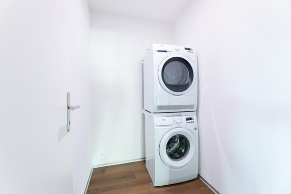 Moderne 4.5-Zimmer-Wohnung mit grossem Balkon und schöner Aussicht 10
