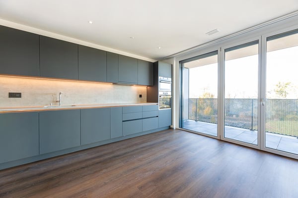 Moderne 4.5-Zimmer-Wohnung mit grossem Balkon und schöner Aussicht