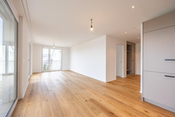 Helle und charmante 2.5 Zimmerwohnung 3