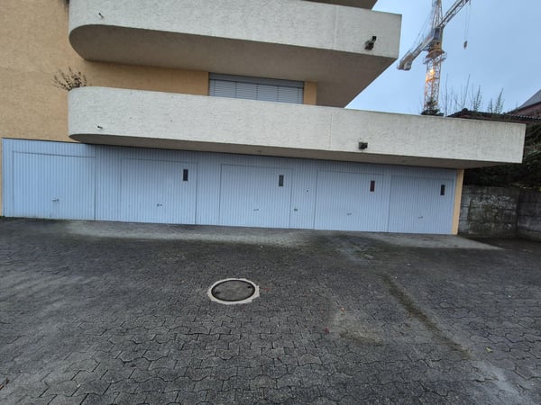 Garage und Aussenabstellplatz in Arbon 2