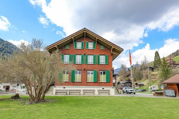 Grosszügiges Ferien- Lagerhaus an Sonniger Lage 1