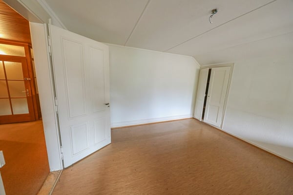 Wohn- und Gewerbeliegenschaft im Zentrum von Zweisimmen 10