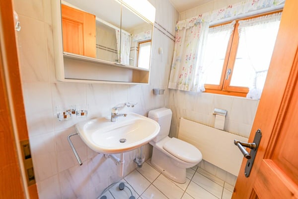 Gemütliche heimelige 1.5- Zimmerwohnung im Erdgeschoss 7