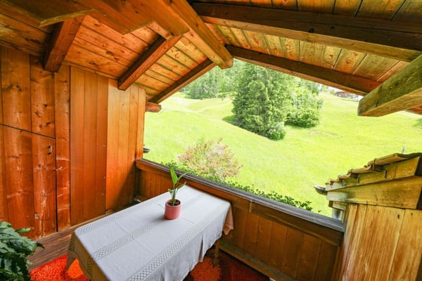 Gemütliches Chalet an sonniger Lage mit Garage und schöner Aussicht 7