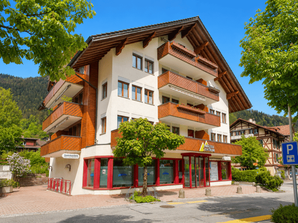 Ladenlokal mit Lagerraum und Autoabstellplätze 1