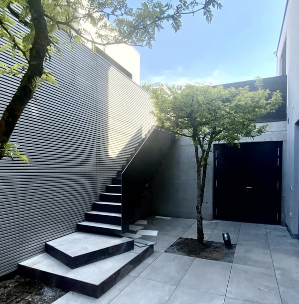 Exklusives Haus mit Pool und Seesicht. 13