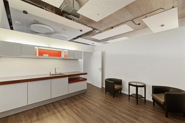 Kosmetik, Beratung oder Verkauf im Salmenpark 6