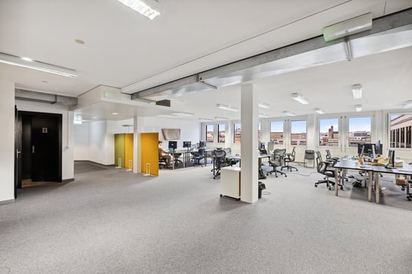 Surface de bureaux de 200 m2 environ au coeur du quartier des Bains 5