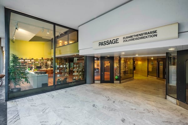 Gewerbefläche mit grosser Schaufensterfront 3