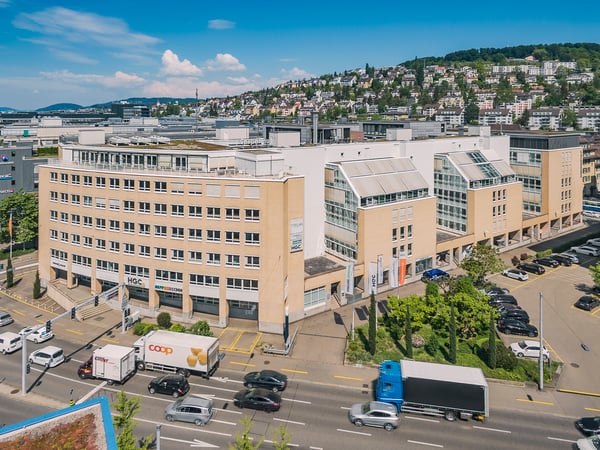 Kleine Werkstatt / Gewerberaum mit Rampe 10