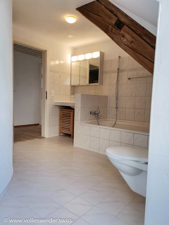 Dachwohnung zu vermieten 3