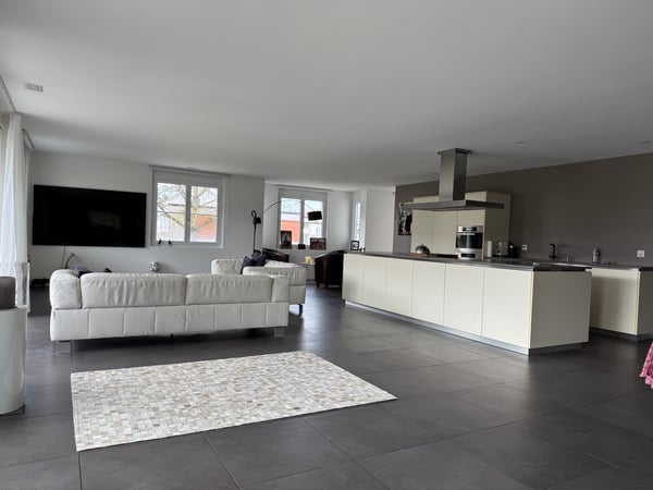 Ich suche ein Untermieter für Circa 1 Jahr oder 2 Jahre 4