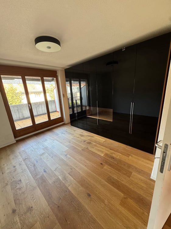 Hochwertiges 1.5-Zimmer-Reihenhaus in Solothurn 2