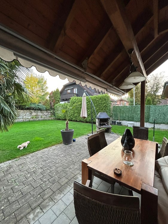 Grosszügiges Doppeleinfamilienhaus 4