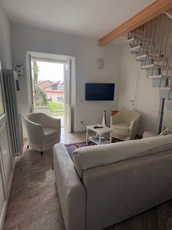 Porzione di casa su 2 livelli in vendita, Lago Maggiore (IT) 2