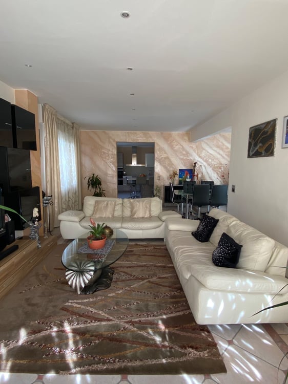 Villa bifamiliare e monolocale (R2) 4