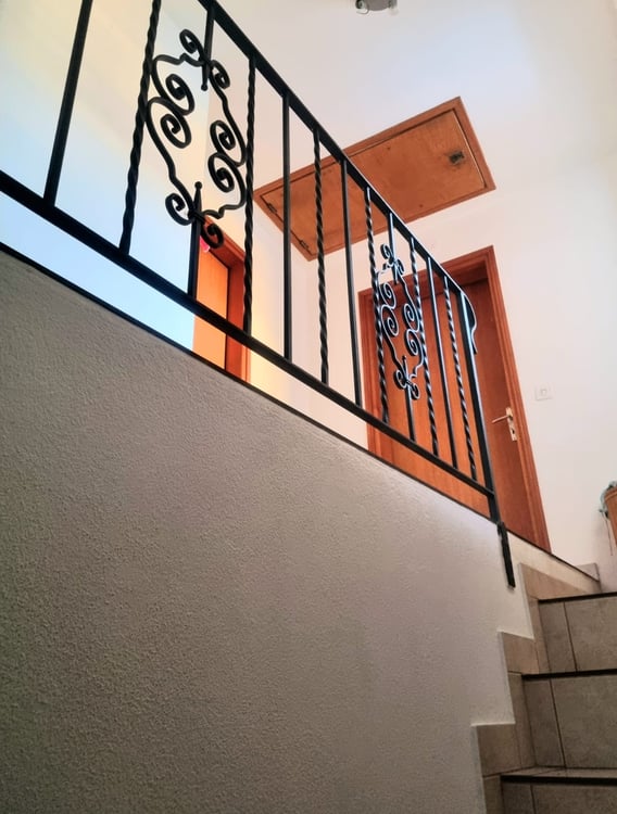 VENDESI CASA UNIFAMILIARE A GIUBIASCO. 5