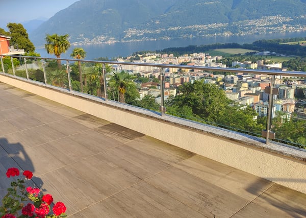 Appartamento di lusso con terrazza panoramica, Locarno Monti 12