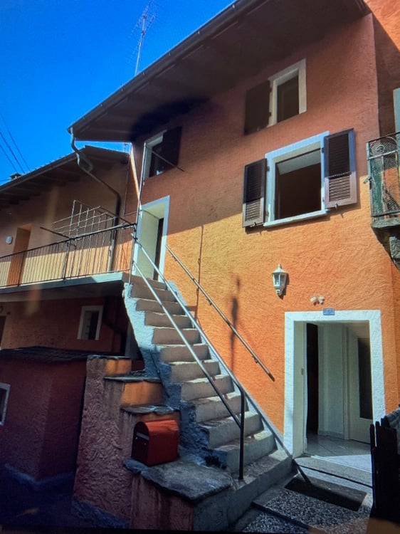 Casa ticinese 1.5 - nucleo di Solduno 440'000 (TRATTABILI) 1