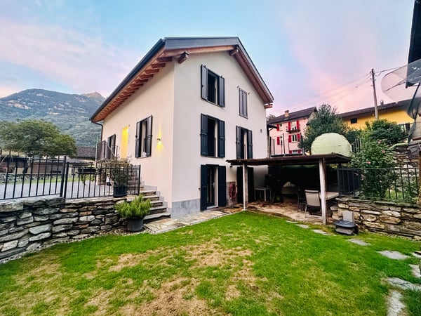 Casa unifamiliare a Moleno 1