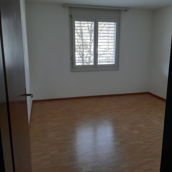 Castione zona ben servita e soleggiata 4