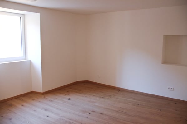 Rancate Mendrisio affittasi appartamento in corte 4