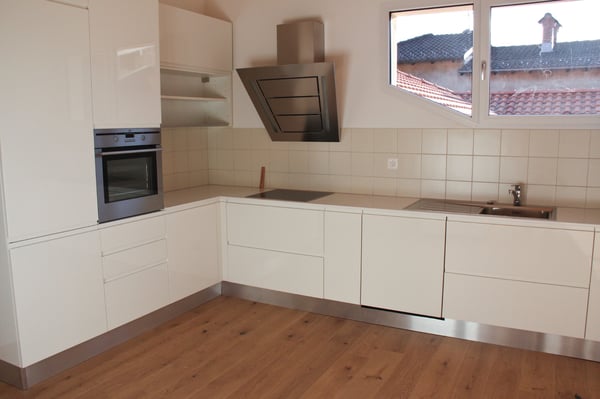 Rancate Mendrisio affittasi appartamento in corte 3